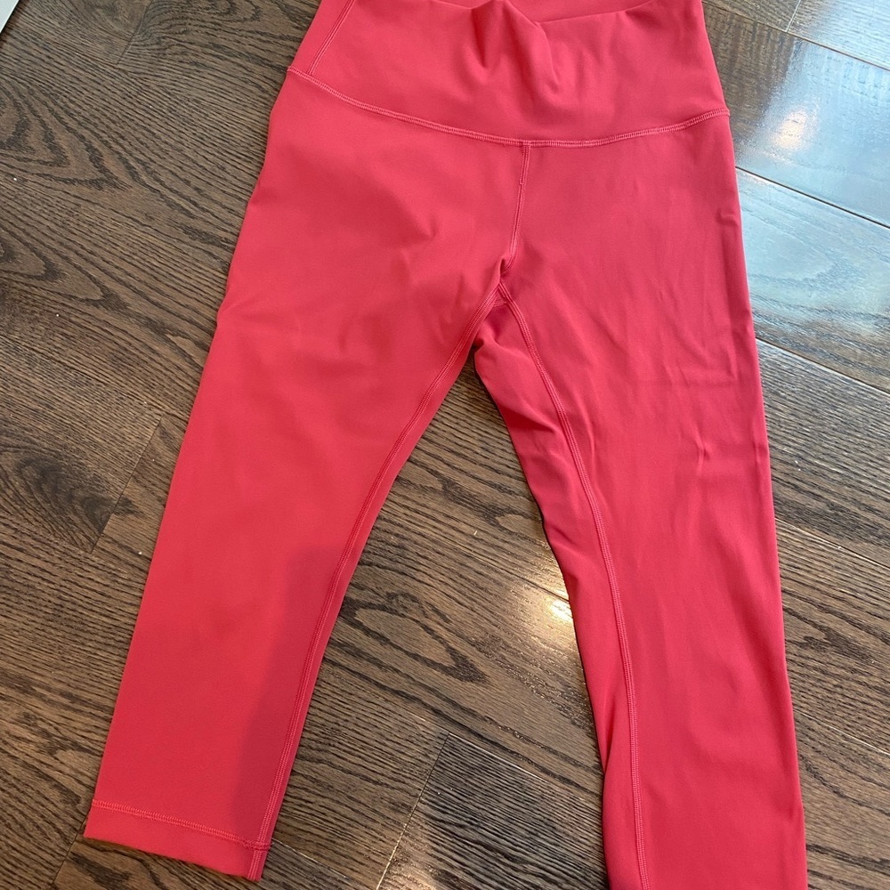 Lululemon Wunder Train 21” crop